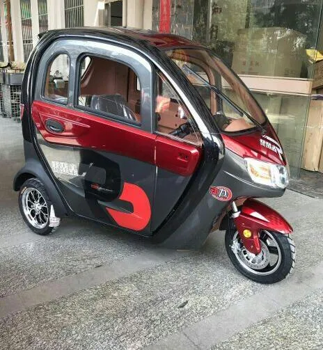 150km Long Range Electric Car with 3 Seat