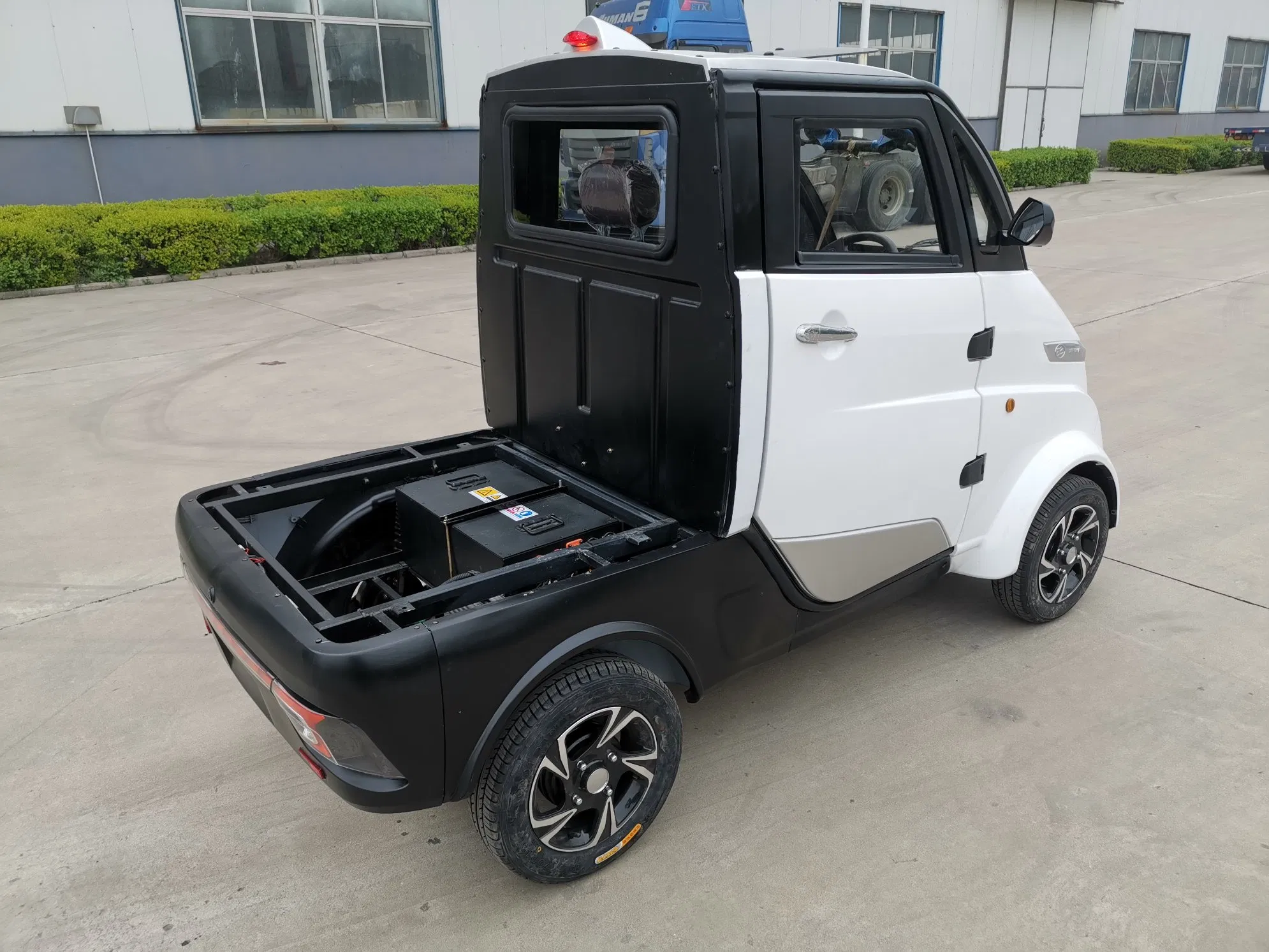 Automobile Mobility 3kw Motor Mini Electric Cargo Van