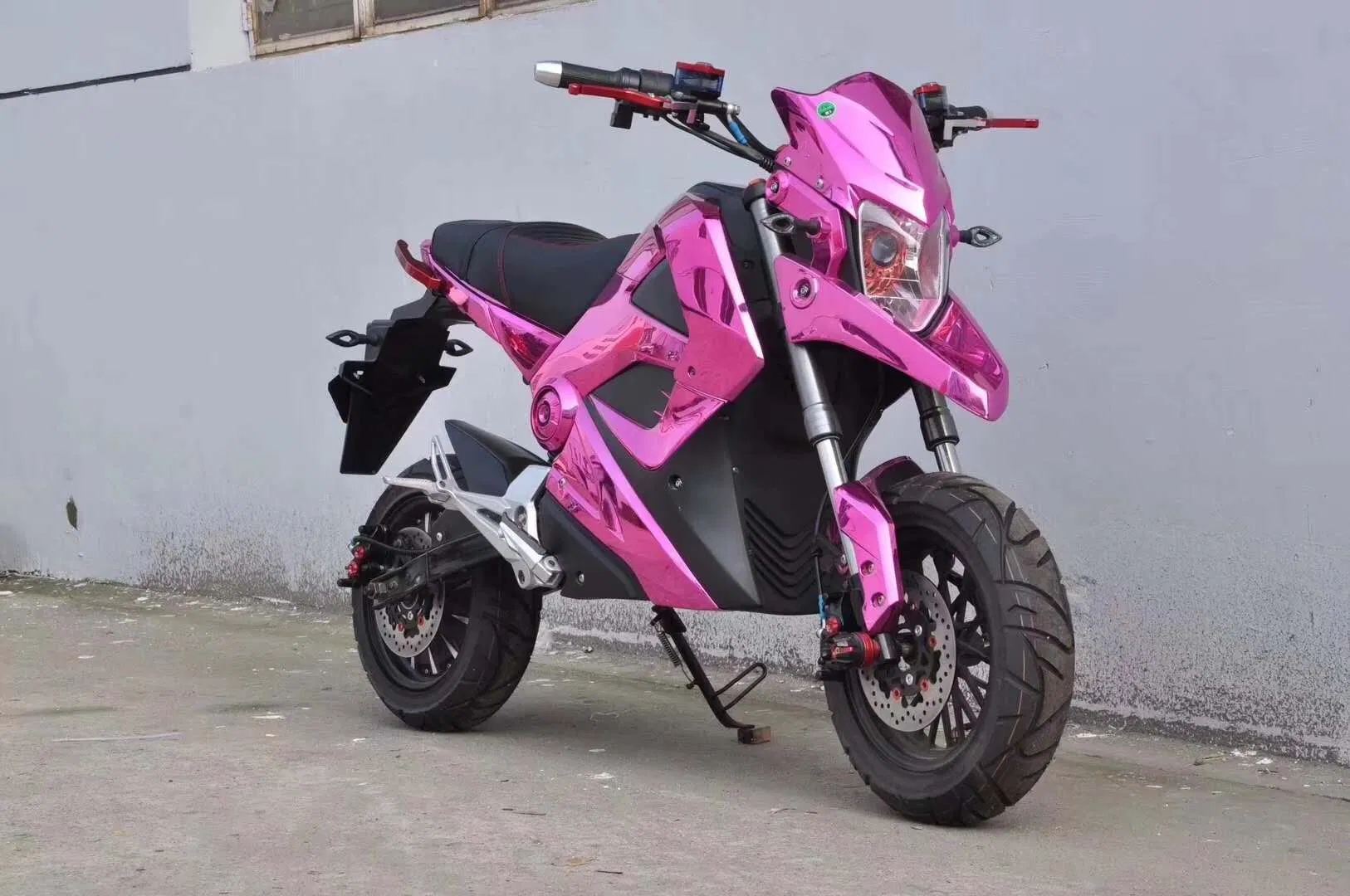 Hot Sale 2000W EEC Electric Motorcycle M5 Msx