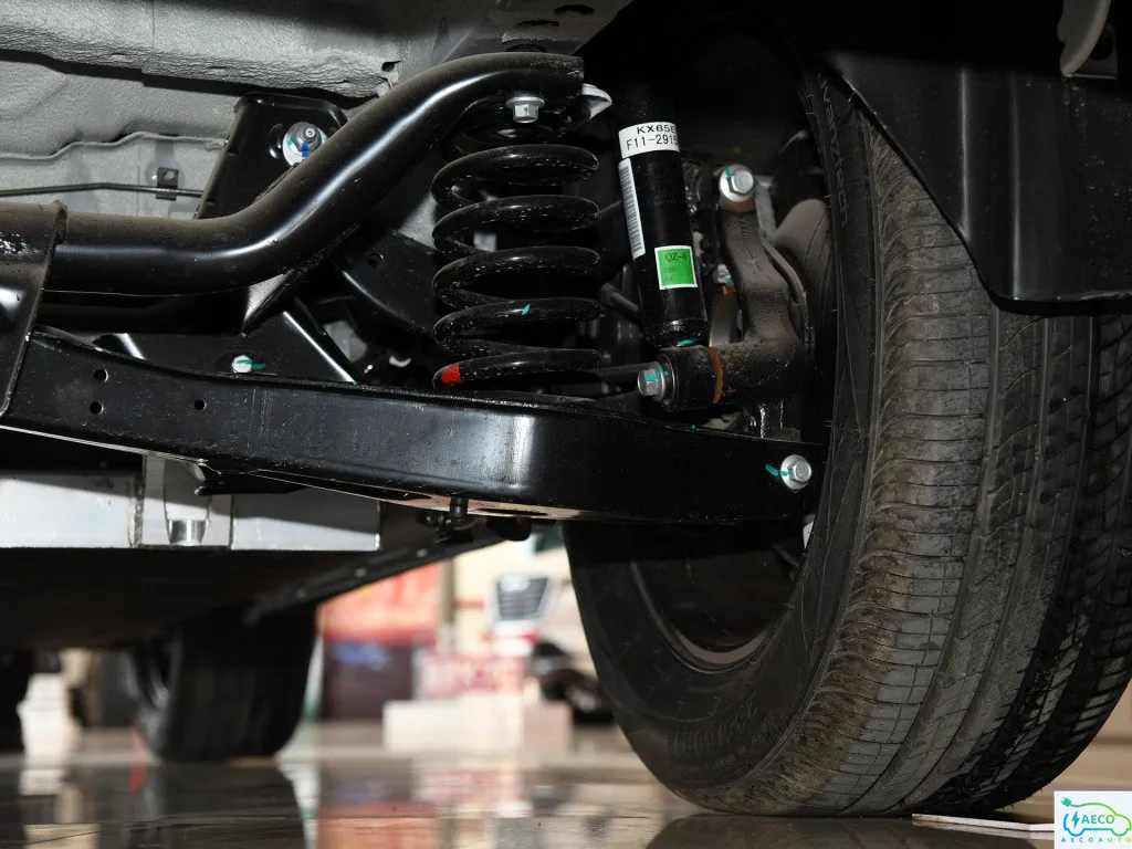 Jietu EV Sedan 140km/H 5 Seats 400km High Safety Electric Car