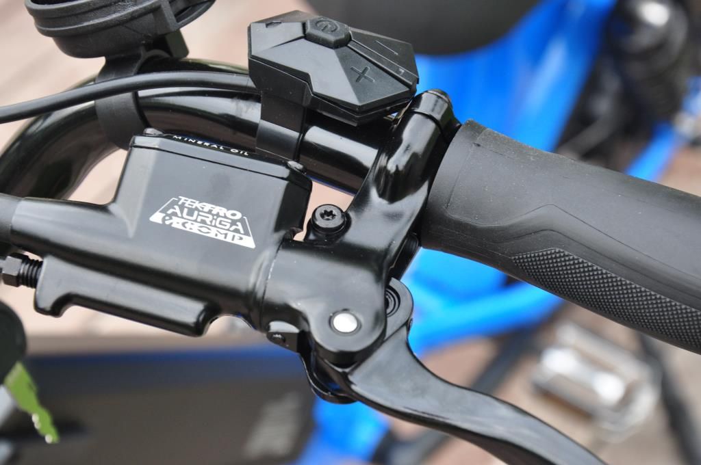 Lithium Battery 36V / 48V 200W 250W 350W 500W 750W Motor Pedal Assist Adult Juiced E Bike Electric City Bicycle