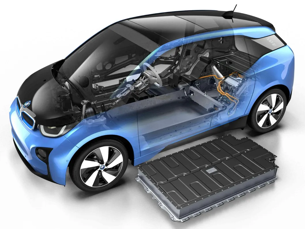 Pure Electric Vehicle with 4 Seats Max Speed 100km/H Electric Car