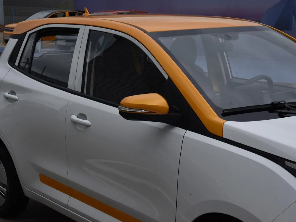 Van Kit Convertion Tricycle G63 Low Battery Lvtong 500km Range Qiantu K50 Electric Car